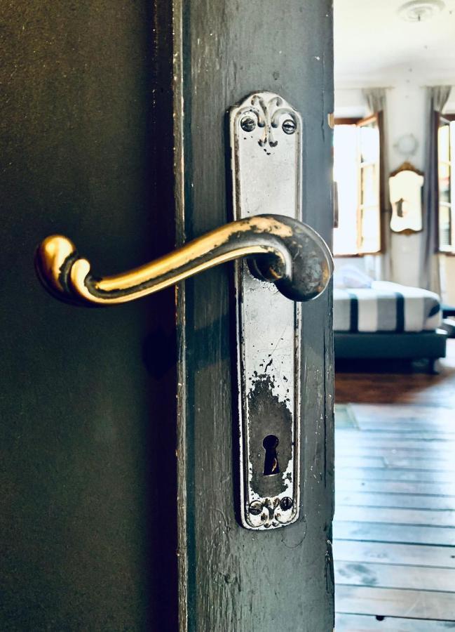 Suite Via Faenza Florencia Exterior foto